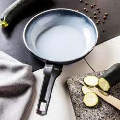 Moneta Aria Bratpfanne, Brat Pfanne, Finegres Antihaftbeschichtung, Aluminium, Ø 24 Cm, 0004120124 -Küchenbedarf Laden 0b48cbb08e016eb4d1f40ba9910a1488