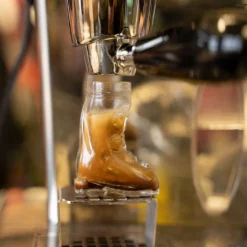 1 Schnapsglas In Ski Form Mit Bindung Und Umhängeband Der Absolute Hingucker 6 1 Schnapsglas In Ski Form Mit Bindung Und Umhängeband Der Absolute Hingucker -Küchenbedarf Laden 0c45ff13eed3aec9b947135106816bba