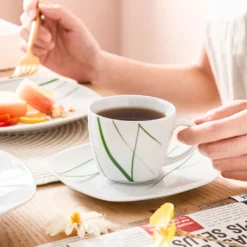 VEWEET Porzellan Tafelservice 'Aviva' 100-teilig Set, Kombiservice Mit Dessertteller, Speiseteller, Suppenteller, Müslischalen, Kaffeebecher, Kaffeetassen Set, Eierbecher, Milch- Und Zuckerset -Küchenbedarf Laden 1174cd232faed9105fc00615e424ef27