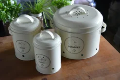 ESSCHERT DESIGN Rivanto Vorratsdosen 2er Set Kartoffeln Und Zwiebeln, Bestehend Aus Zwiebeldose Und Kartoffeldose, Aus Metall -Küchenbedarf Laden 2d835bce1d8dd71fb7fd61636afce0f8