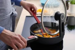 WOLL 'Diamond LITE Induktion, Guss-Hochrandpfanne, AS Ø28cm 7cm Hoch, 3,5l' -Küchenbedarf Laden 4024d6f022def671906c8328f50aeee4