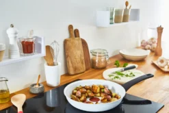 Tefal Ceramic Control Pfanne 20 Cm C41702 -Küchenbedarf Laden 48c2f2c7e7e0ce9d50263d622ea835a4