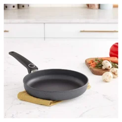 Woll Diamond Lite, Gusspfanne Mit Festem Stiel, Ø 24 Cm, 5 Cm Hoch -Küchenbedarf Laden 56dd0b482834ce19dca8a4823f14c346