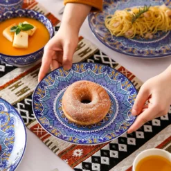 Vancasso Tafelservice Porzellan, Mandala 16 Teiliges Essgeschirr Kombiservice, Handbemaltes Geschirrset Für 4 Personen, Böhmischer Stil -Küchenbedarf Laden 5f22794ef3ef554c4f82b95de141815c