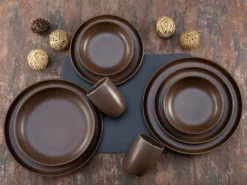 CreaTable, 23660, Serie Uno Braun, Geschirrset, Kombiservice 16 Teilig, Farbe:Braun -Küchenbedarf Laden 70a7efd8c784a5e2b7051b76caf36049