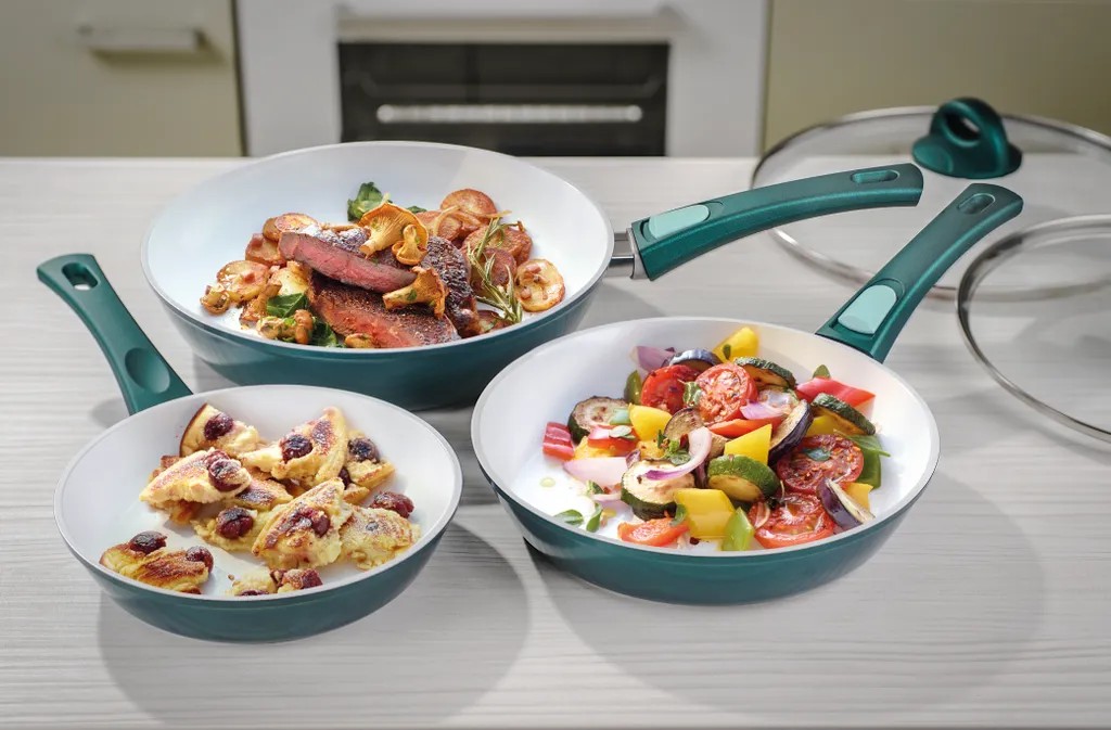 Genius Cerafit Fusion Bratpfannen-Set (7 Teile) Ø 20 cm Ø 24 cm Ø 28 cm in smaragdgrün mit Antihaft-Beschichtung; A24055 Genius Cerafit Fusion Bratpfannen-Set (7 Teile) Ø 20 Cm Ø 24 Cm Ø 28 Cm In Smaragdgrün Mit Antihaft-Beschichtung; A24055 -Küchenbedarf Laden 96f4b1179de00ecd40f179651e8681ec