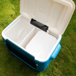 Coleman Kühlbox "50 QT Polylite Wheeled Mesh" 7 Coleman Kühlbox "50 QT Polylite Wheeled Mesh" -Küchenbedarf Laden 99fefab54ad68250b82978b22ff0d710