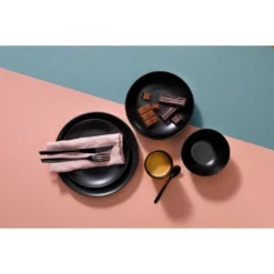 Mammoet Moon Geschirrset 6 Personen, Steingut, Bestehend Aus Tiefen Und Flachen Tellern Sowie Schalen – Je 6 Stück, Matt Schwarz, Moderne Form, Spülmaschinenfest -Küchenbedarf Laden a37967058c9525d9c789182f0c325e72