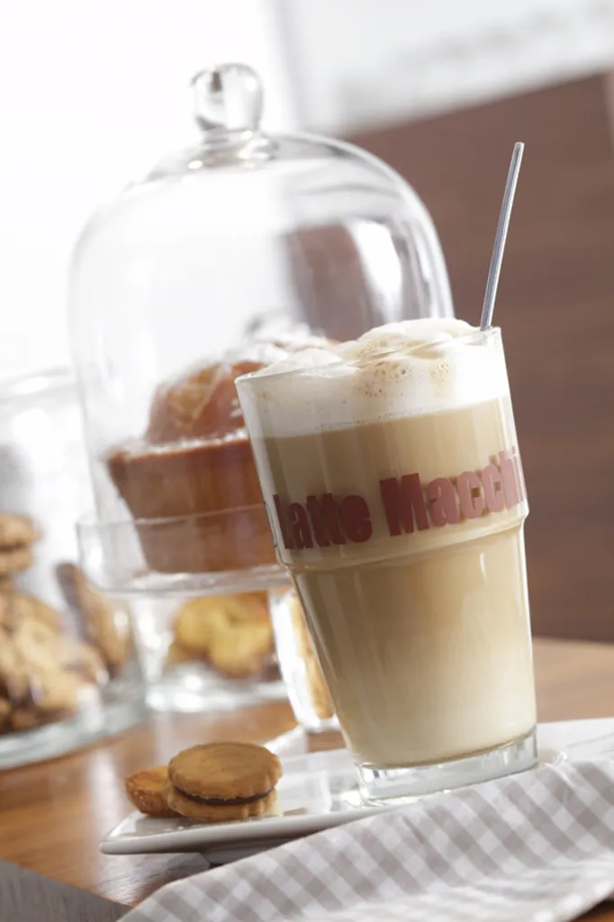 Leonardo Latte Macchiatto Becher 'Solo LM' mit Löffel, 400ml, Ø 8,5 x 14,7cm (4er Set) Leonardo Latte Macchiatto Becher 'Solo LM' Mit Löffel, 400ml, Ø 8,5 X 14,7cm (4er Set) -Küchenbedarf Laden b88f5cc57cd9be35bea7e1baac1ea5d9