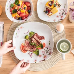 VEWEET Porzellan Kombiservice 'Annie', 40 Teilig Geschirrservice Für 8 Personen, Frühstückservice Mit Je 8 Eierbecher, Kaffeebecher 350 Ml, Müslischalen, Dessertteller Und Flachteller -Küchenbedarf Laden c27a5ff9cb7c9461d5d7e9fefab80b19