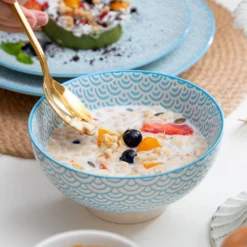 Vancasso Natsuki 16-teilig Porzellan Kombiservice, Mit Je 4 Speiseteller Ø 27 Cm, Dessertteller Ø 21,5 Cm, Müslischalen Ø 15,2 Cm Und Kaffeebecher 380 Ml 6 Vancasso Natsuki 16-teilig Porzellan Kombiservice, Mit Je 4 Speiseteller Ø 27 Cm, Dessertteller Ø 21,5 Cm, Müslischalen Ø 15,2 Cm Und Kaffeebecher 380 Ml -Küchenbedarf Laden d4f5ec9094e7d650fae7cf88a91b7e74